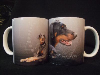 TASSE/MUG -  Chien DOBERMAN