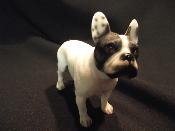 Statue de Collection LEONARDO - BOULEDOGUE FRANCAIS BLANC ET NOIR